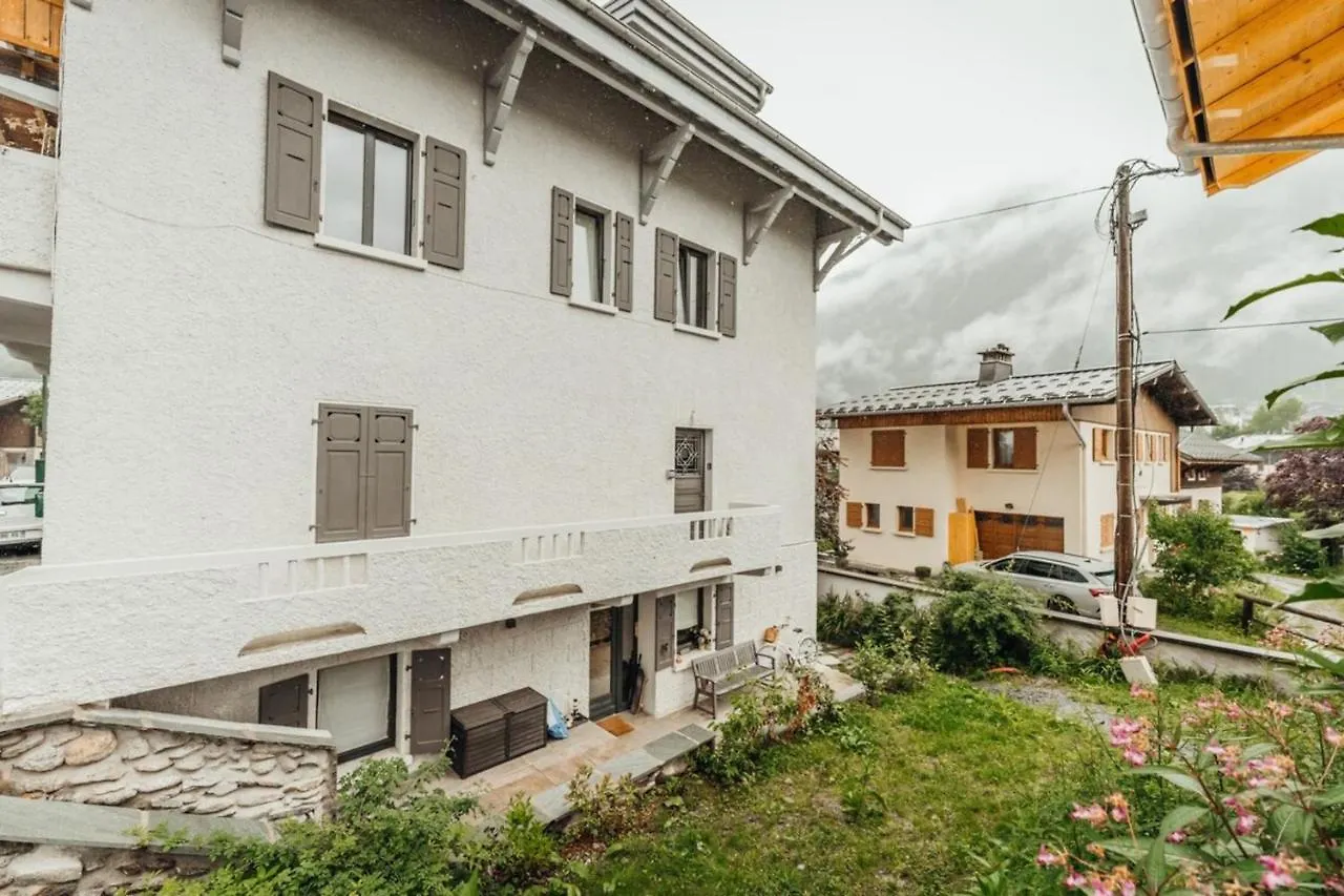 Luxurious 3-Bedroom Flat With Sauna And Garage Chamonix Apartment