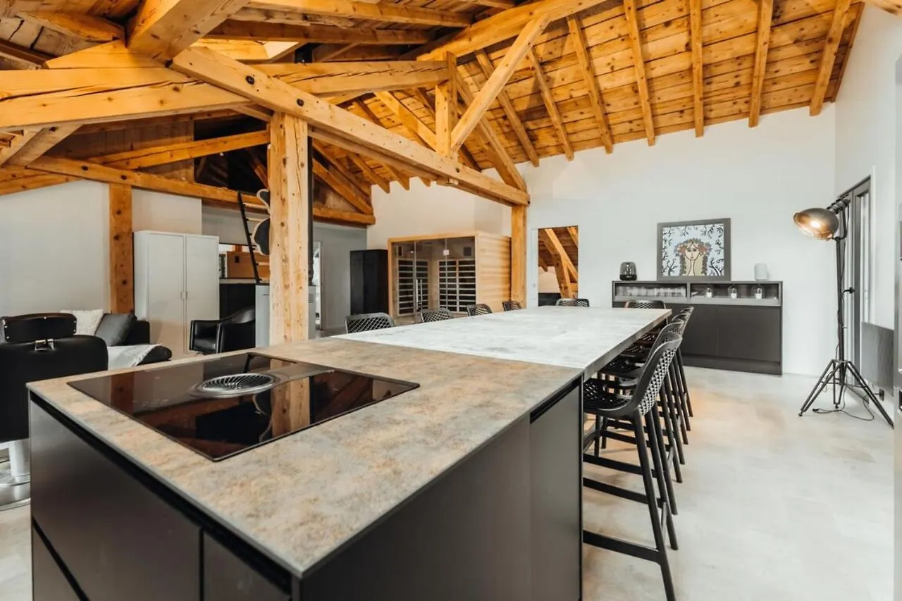 Apartment Luxurious 3-Bedroom Flat With Sauna And Garage Chamonix