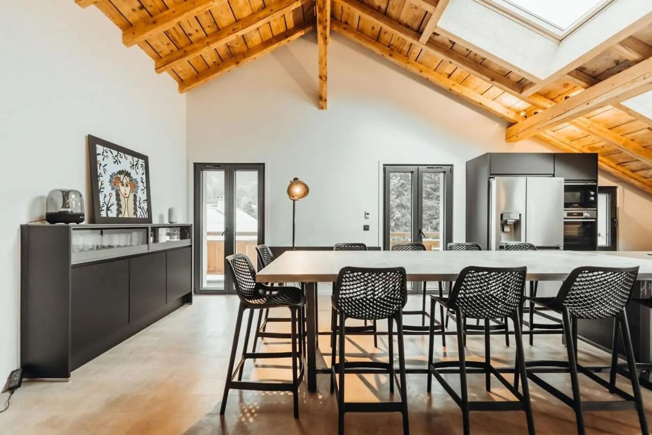 Luxurious 3-Bedroom Flat With Sauna And Garage Chamonix Apartment