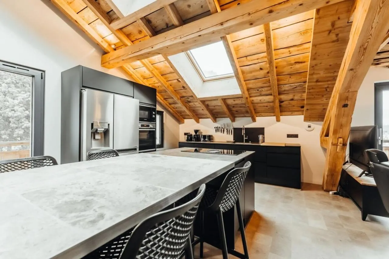 Apartment Luxurious 3-Bedroom Flat With Sauna And Garage Chamonix France