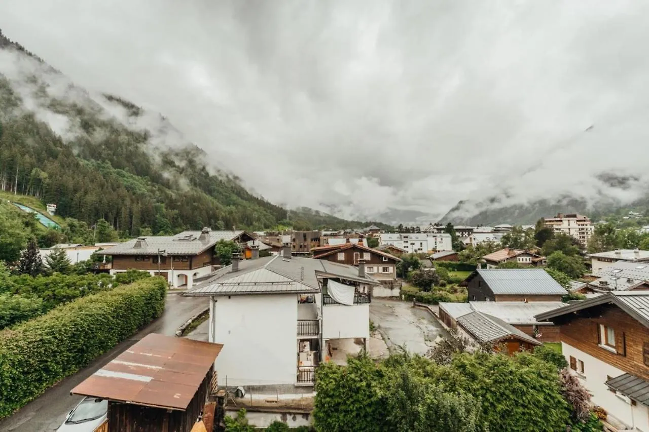 Luxurious 3-Bedroom Flat With Sauna And Garage Chamonix